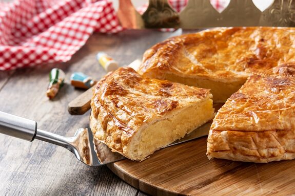 galette-des-rois-recette-traditionnelle-a-la-frangipane.jpeg
